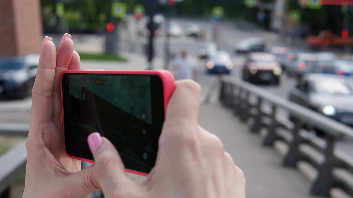 How Much Data Do You Really Need for a Week Abroad?